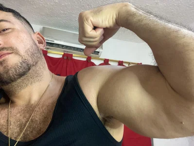 Sex_and_Bondage Public Pic 2