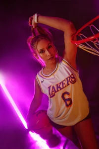 AlessiaLondon Are you ready for the next NBA GAMES? Pic 3