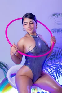 Nicolegh_ colors🌈  3 снимка