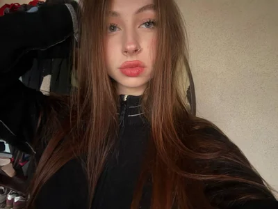 AmandaVyhnal Selfie<3 Pic 4