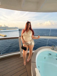 foreignlauren14 Public Immagine  2