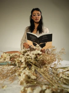 Sam-cekot Just one sexy date with me, reading a little 😈 Pic 3