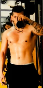 Body de EvanVelvet  3 photos