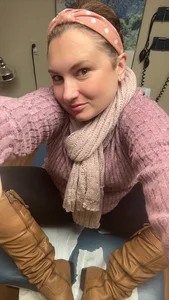 Starting trouble at the cancer drs office 😂 de Emily33333  5 Imagens