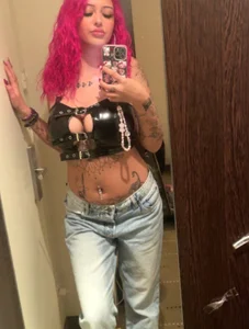 hellokittyy024s XXX nøgenfoto 4