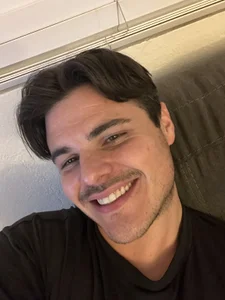 Derekmars Me Poză 4