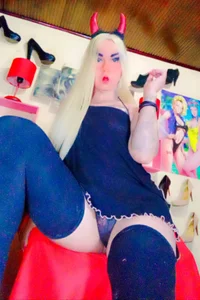 blondehot5v: la rubia caliente ( фото)