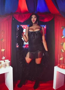 ChannelssDiirty: I love the circus ( 2 фото)