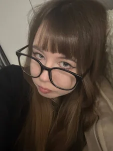 Public de SadeHowen  4 Imagens