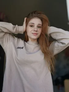 AmyLindsey At home รูป  6