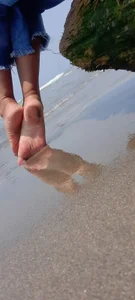 my feet like the sand the most de Elayha_28  3 photos