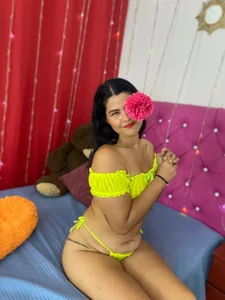 AishaAmin_ Moje yourself with me ... My body is ready for your dirty imagination. 😈 사진 2