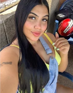 Pool day💛 de Kivi_Fox  Imagens