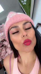 CharlotteCottin 🌟🌟 Pic 3