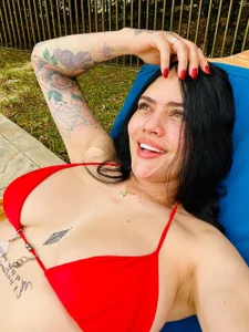 Pame-Miller Pool day🌊🔥 Foto 4