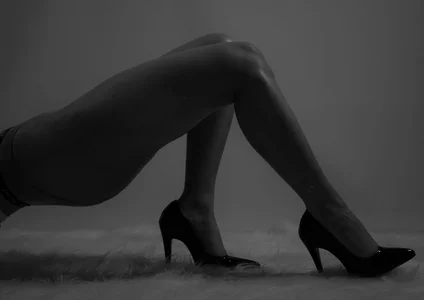 cloe_yeraldy_ heels don't make me taller Pic