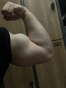Richard_Dullas Bicep? Pic