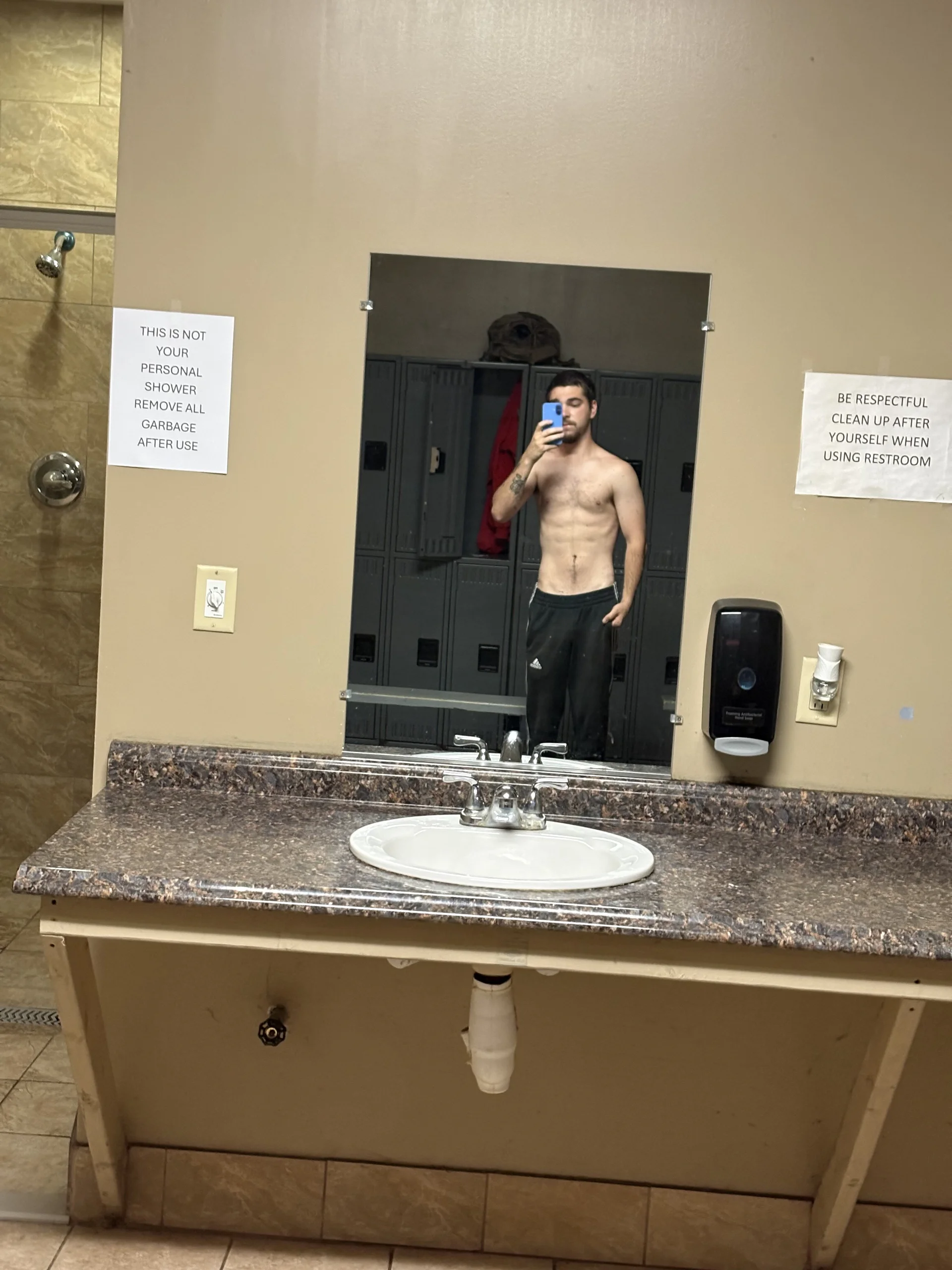 Him_dommy Public 사진 2