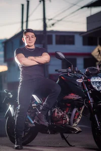 Our Motorbike 🛑 de AndyandFran  3 Imagens