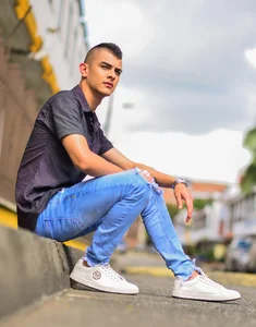 junior_friendss Public Immagine  7