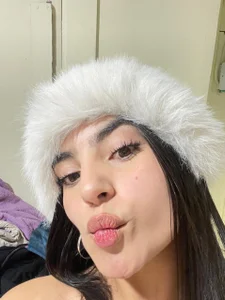 scarleth_zin Public Pic 6