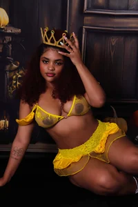 jones_maddy_ Delicious Latina ❤️‍🔥🎈 Pic 3