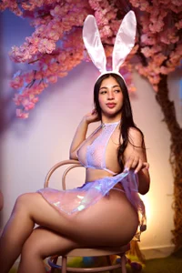charlotterusso Easter day 2025 Billede 2