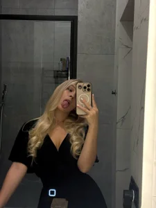 liyastar_ Public Pic
