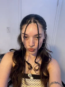 Pretty lil me