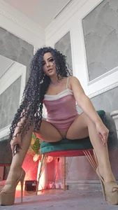 anissia_teaser Why so serious ? 👀❤😈 Pic 3