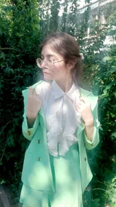 RuthMorse farewell to the wing of the plane Pic