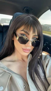 Happy de nicolepalmer  photos