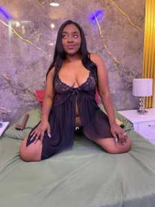 JORDAN_MOOR MY SEXY SIDE Pic 2