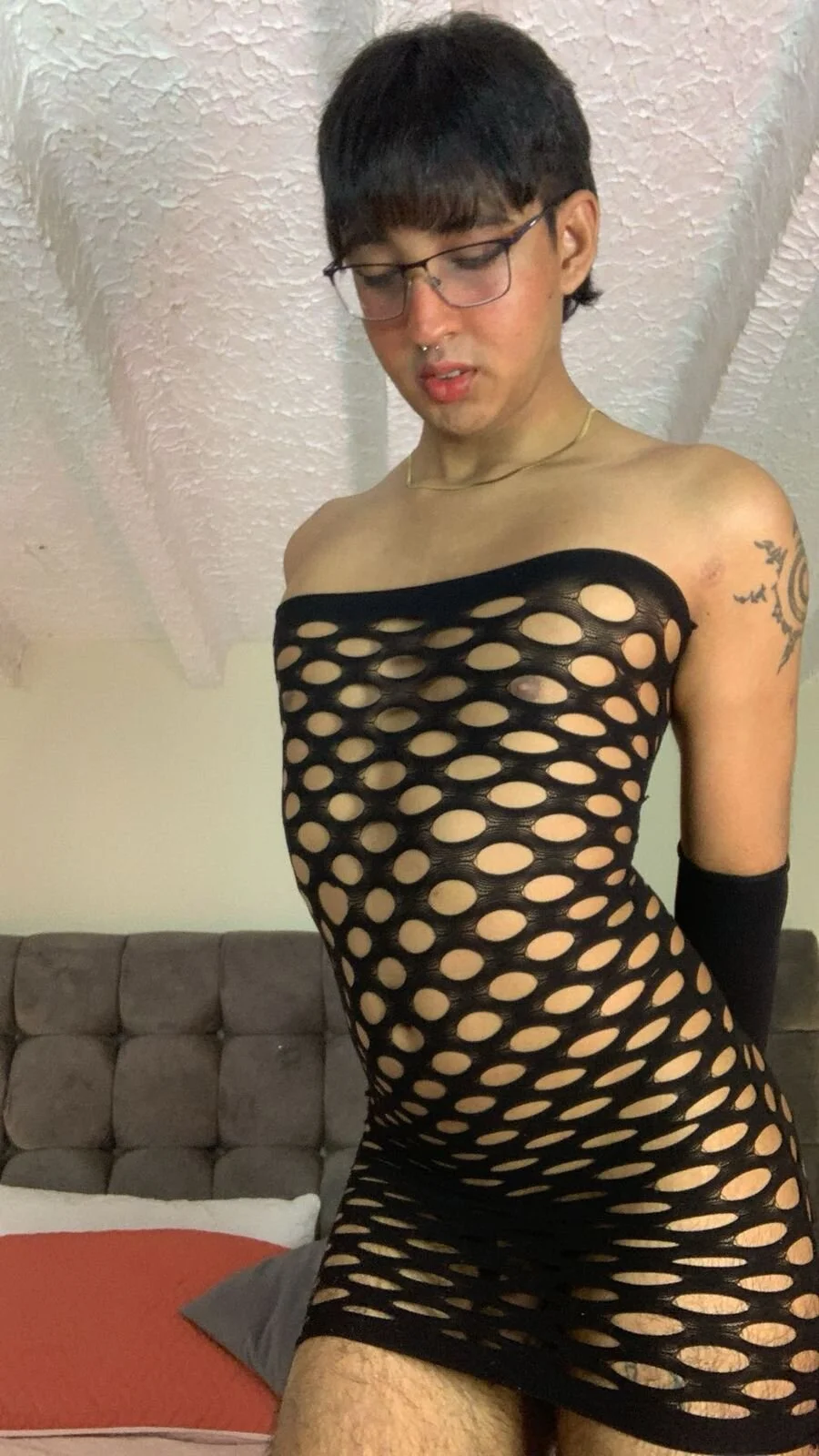 Dark_hairy_ Foto en Tendencia 15