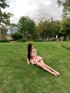 yiyi__01 依依美美 Pic 2
