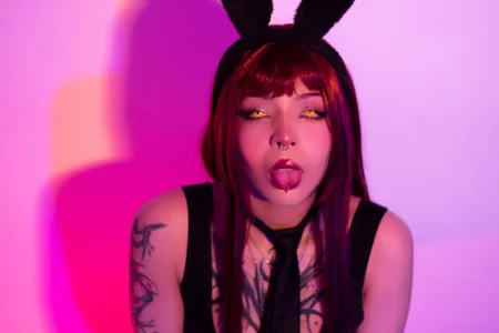 kaoriabyzz_ Makima 🎀👹 Rabbit slika 2