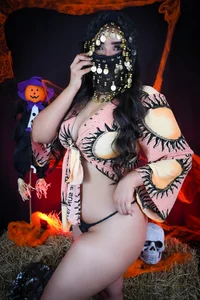 Isis_Osman halloween Pic 2