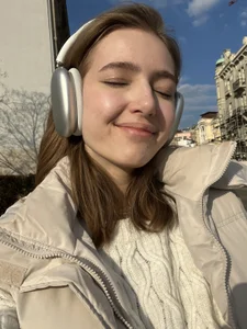 a lil bit of me od solar_bella  2 snímek