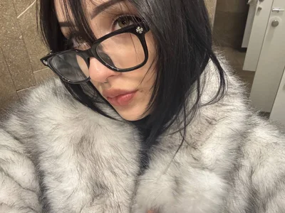 ForeTiff Faux Fur Tease in Glasses Pic 2