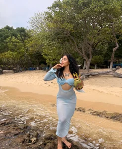 pretty_pettite 🌊🌊🧜🏽‍♀️ صورة واحدة|pretty_pettite 🌊🌊🧜🏽‍♀️ صورتان|pretty_pettite 🌊🌊🧜🏽‍♀️  4 صور|pretty_pettite 🌊🌊🧜🏽‍♀️  4 صورة
