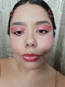 Eimy__saenz Between pink and glitter, I love making myself more beautiful Pic 6