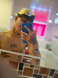 Public de Room_Sin_Reglas  Imagens