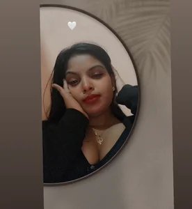 Sexy_Aaradhya Public - {count, plural, one {תמונה אחת} two {שתי תמונות} many {# תמונות} other {# תמונות}}