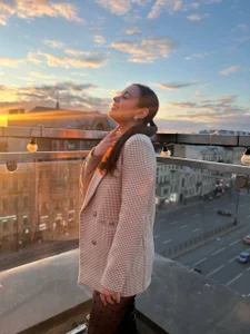 GabiBatista Me enjoying sunset Pic 3