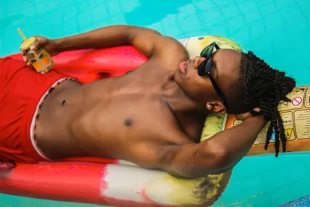 DominicSccott: very hot and hard summer!!! ( 8 фото)