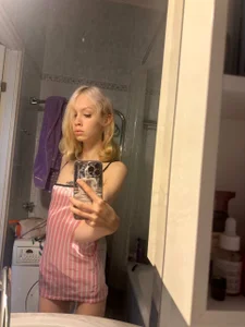 shishka_angel dress Pic 2