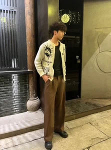 Cream-001 Public Poză 2