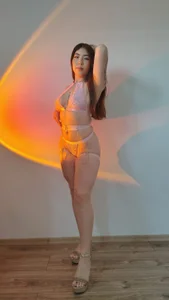 my body in lingerie 🍒🍑💋 od VivaLu  6 snímek