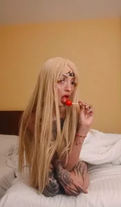 barbara_anal_squirt_ please look Immagine  4