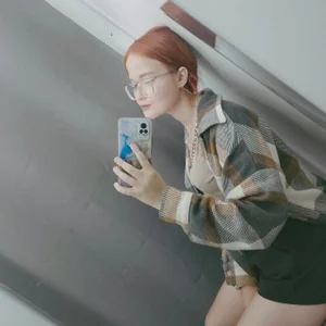 VersieMitchener Public Pic 4